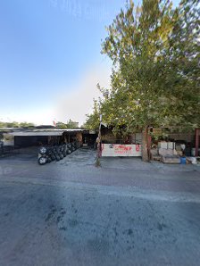 ARSLAN OTO LASTİK VE YOL YARDIM Yerel İşletme fotoğrafı 4